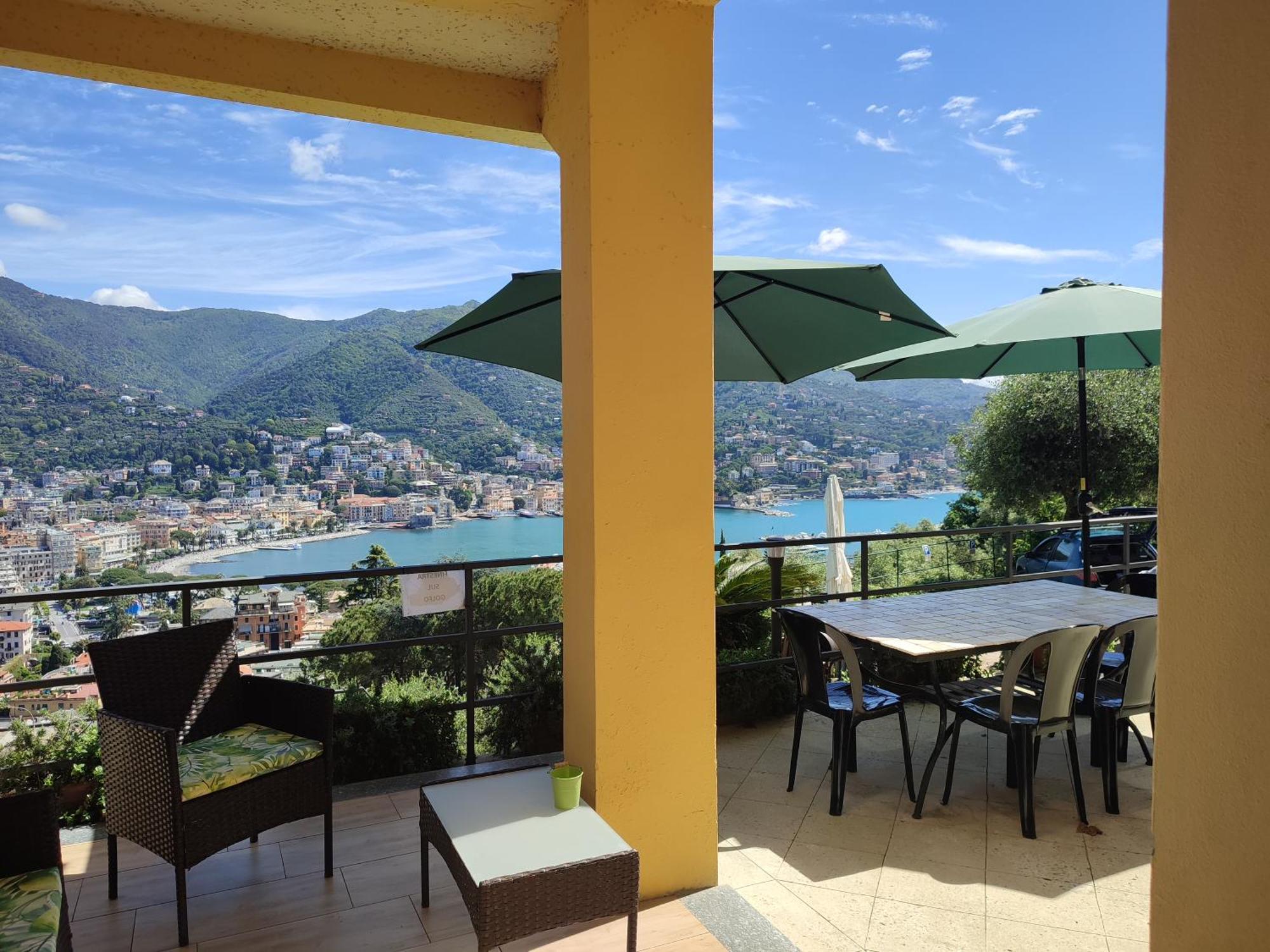 Finestra Sul Golfo Apartment Rapallo Exterior photo